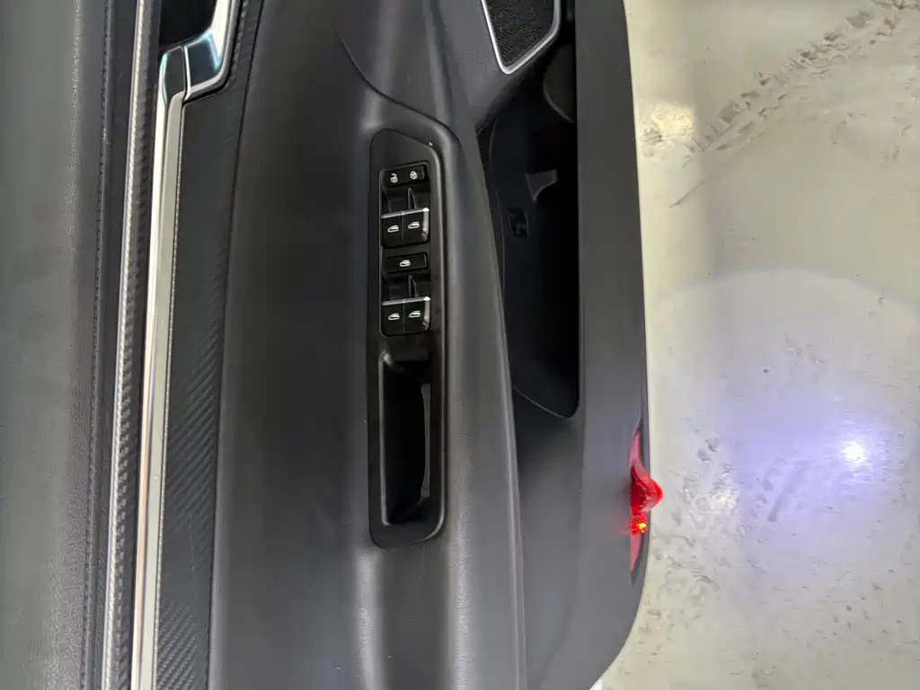 Emgrand GL 2018 1.8L DCT Elite Intelligent Connected Model купить на сайте DeffCars