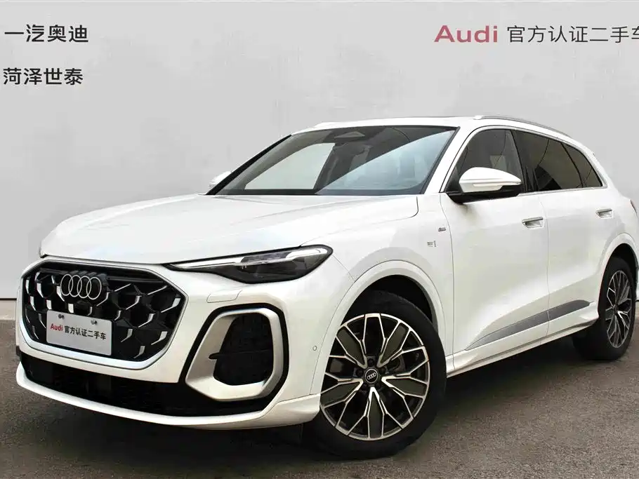Audi Q5L 2026 2.0T Exclusive Edition for Ten Million Users купить на сайте DeffCars