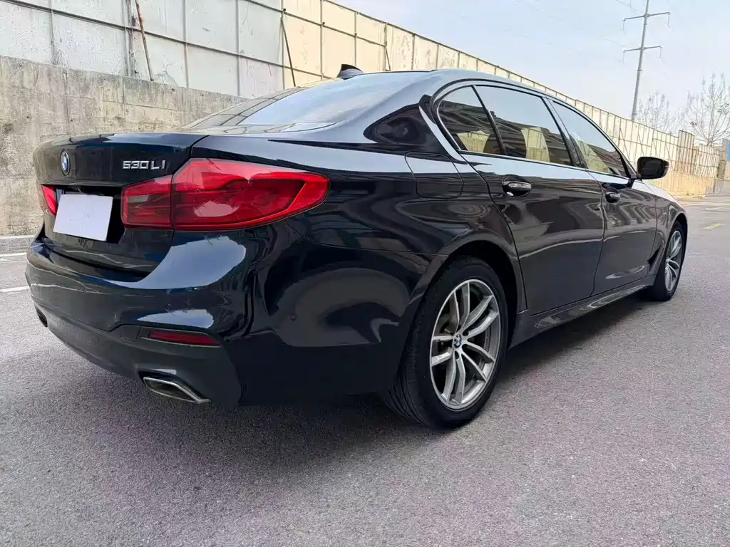 BMW 5 Series 2018 525Li M Sports Package купить на сайте DeffCars