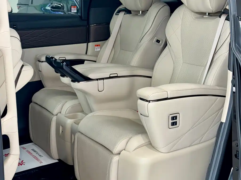 Wilfa 2024 Crown Dual Engine 2.5L Supreme Executive Edition купить на сайте DeffCars