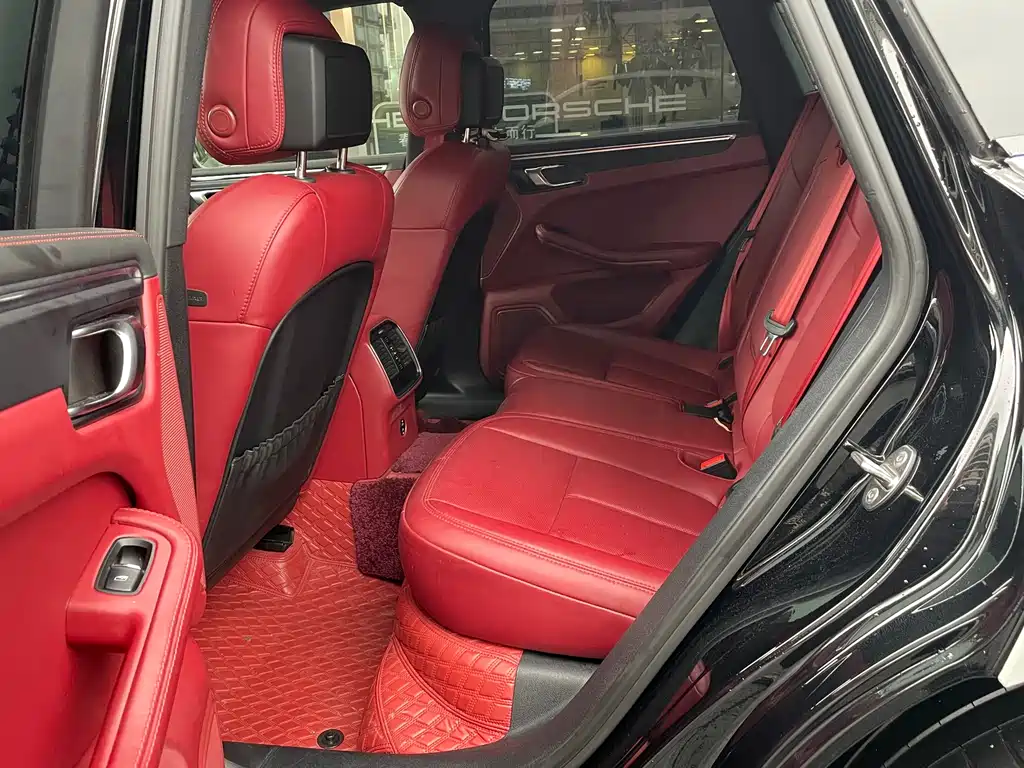 Macan 2021 Macan 2.0T купить на сайте DeffCars