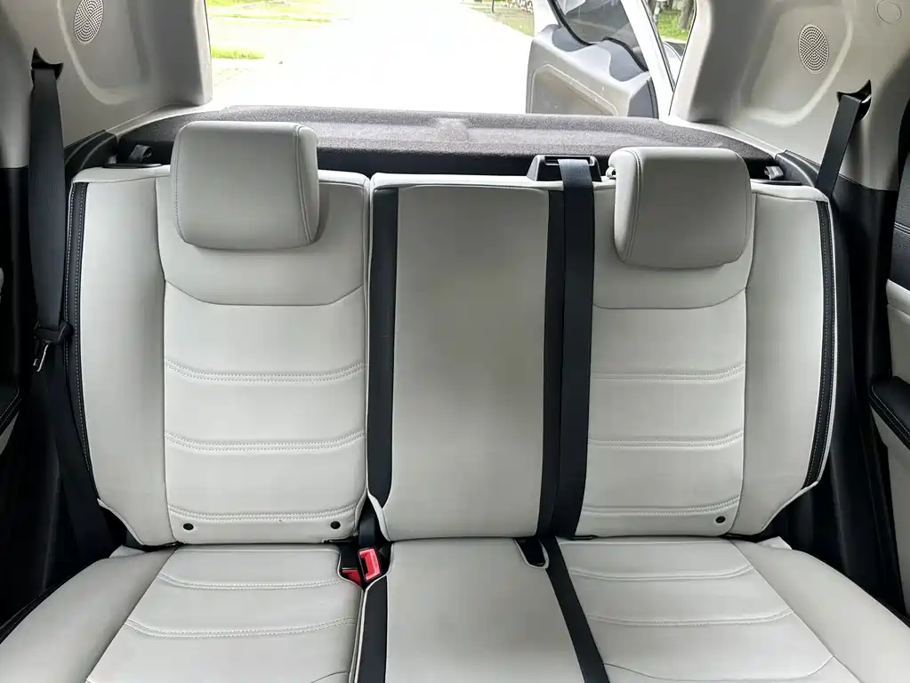 Yuan Pro 2021 401KM luxury model купить на сайте DeffCars