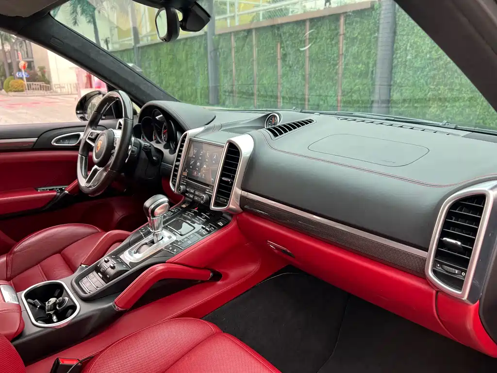 Cayenne 2015 Cayenne Turbo 4.8T купить на сайте DeffCars