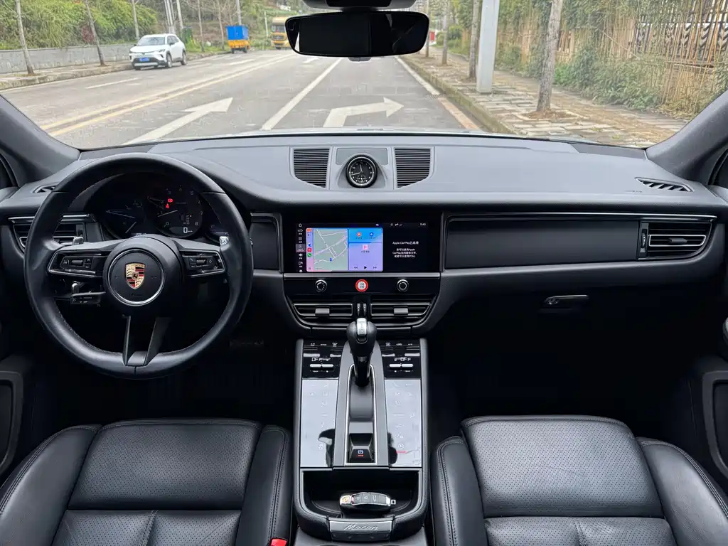 Macan 2023 Macan 2.0T купить на сайте DeffCars