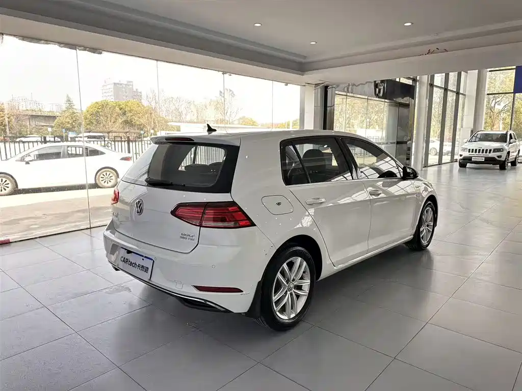Golf 2019 280TSI DSG comfort model National VI купить на сайте DeffCars