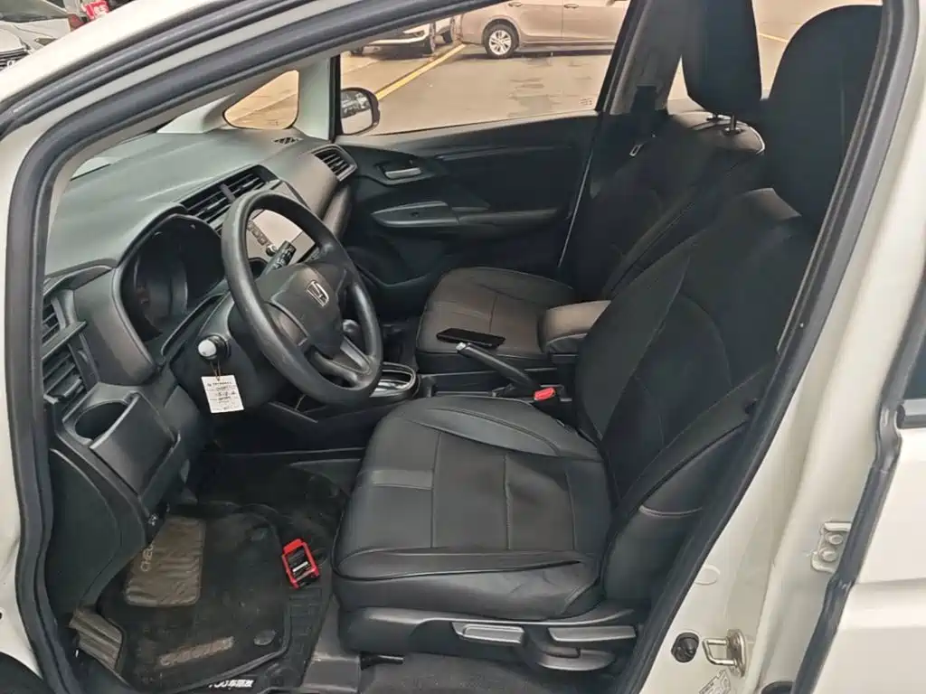Fit 2018 1.5L CVT Comfort Edition купить на сайте DeffCars