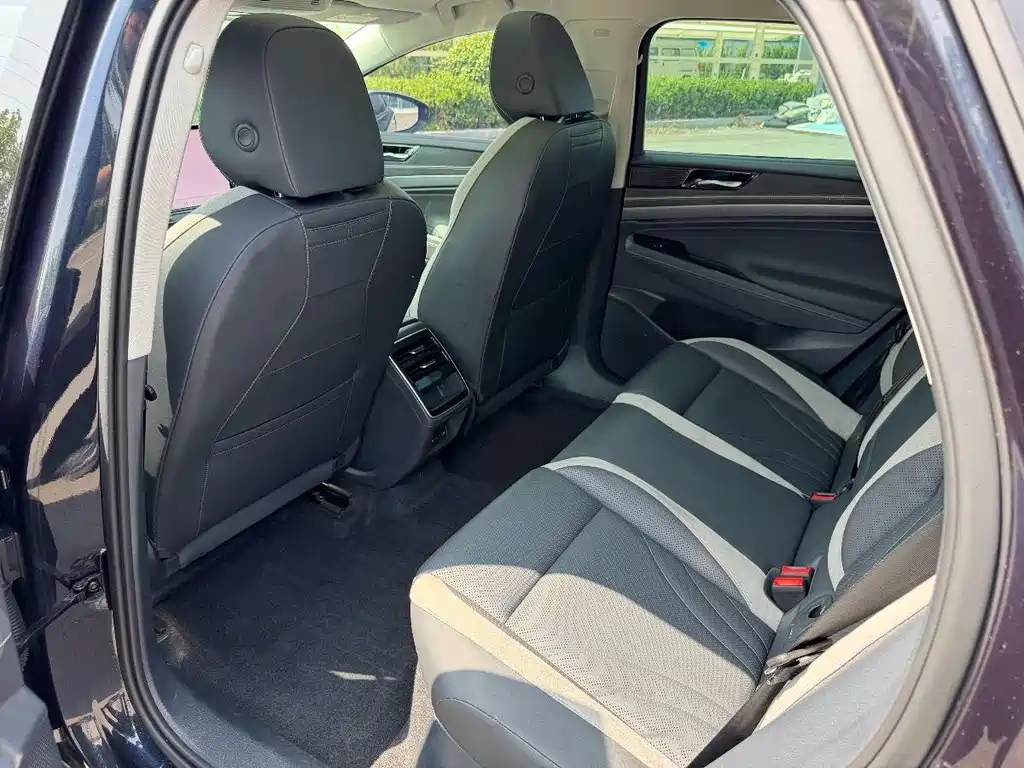 Volkswagen ID.7 VIZZION 2024 PRO купить на сайте DeffCars