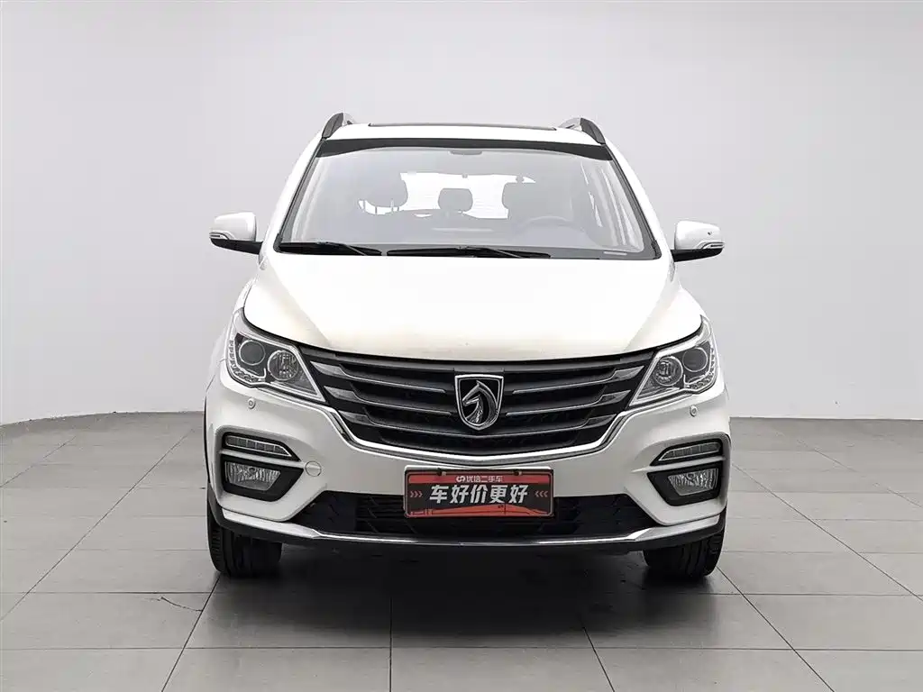 Baojun 560 2017 1.5T DCT exclusive model купить на сайте DeffCars