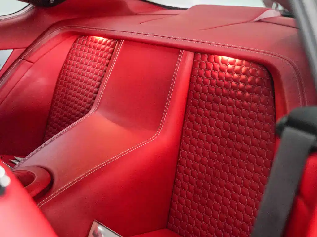 Vanquish 2013 6.0L standard model купить на сайте DeffCars