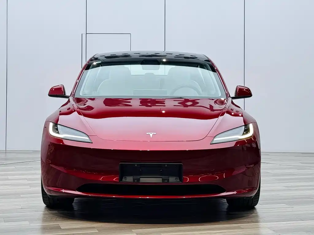 Model 3 2023 rear-wheel drive version купить на сайте DeffCars