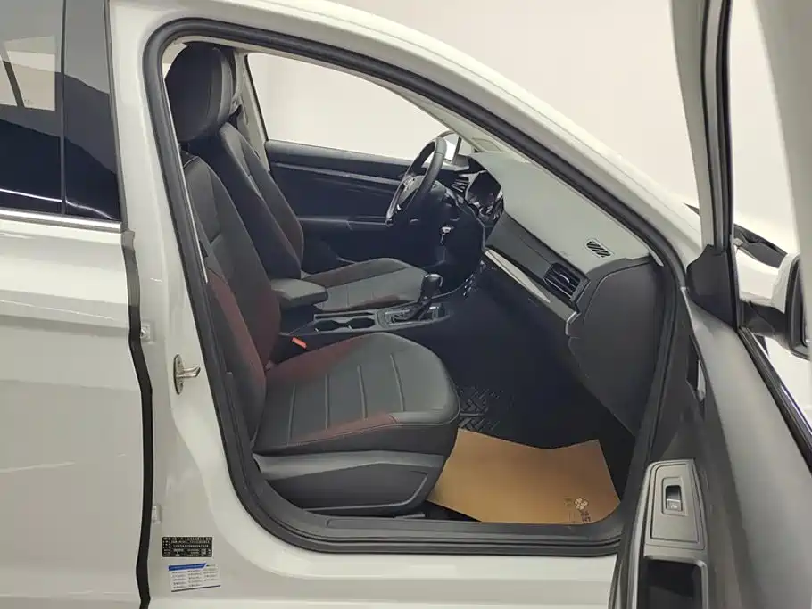 Bora 2021 1.5L automatic comfort intelligent connected version купить на сайте DeffCars