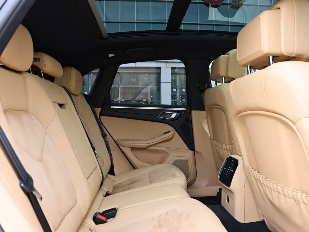 Macan 2017 Macan 2.0T купить на сайте DeffCars