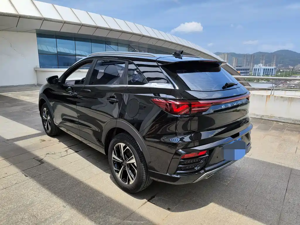 Sihao QX 2021 300T DCT distinguished intelligent connected model купить на сайте DeffCars