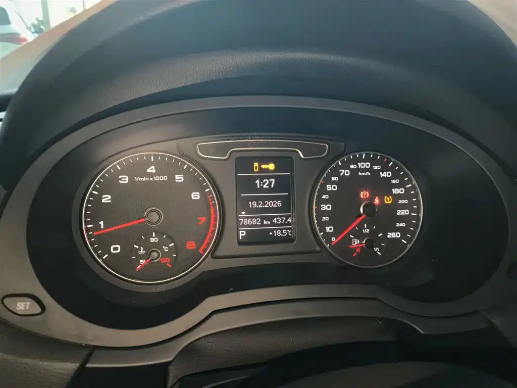 Audi Q3 2016 30 TFSI Collector's Edition Smart Collar купить на сайте DeffCars