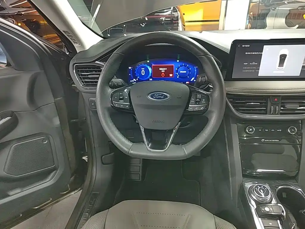 Ruiji 2020 EcoBoost 245 four-wheel drive premium model купить на сайте DeffCars