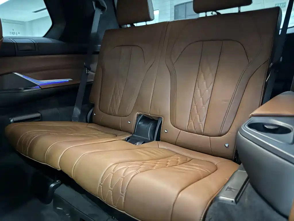 BMW X7 2021 xDrive40i Exclusive M Sports Package купить на сайте DeffCars