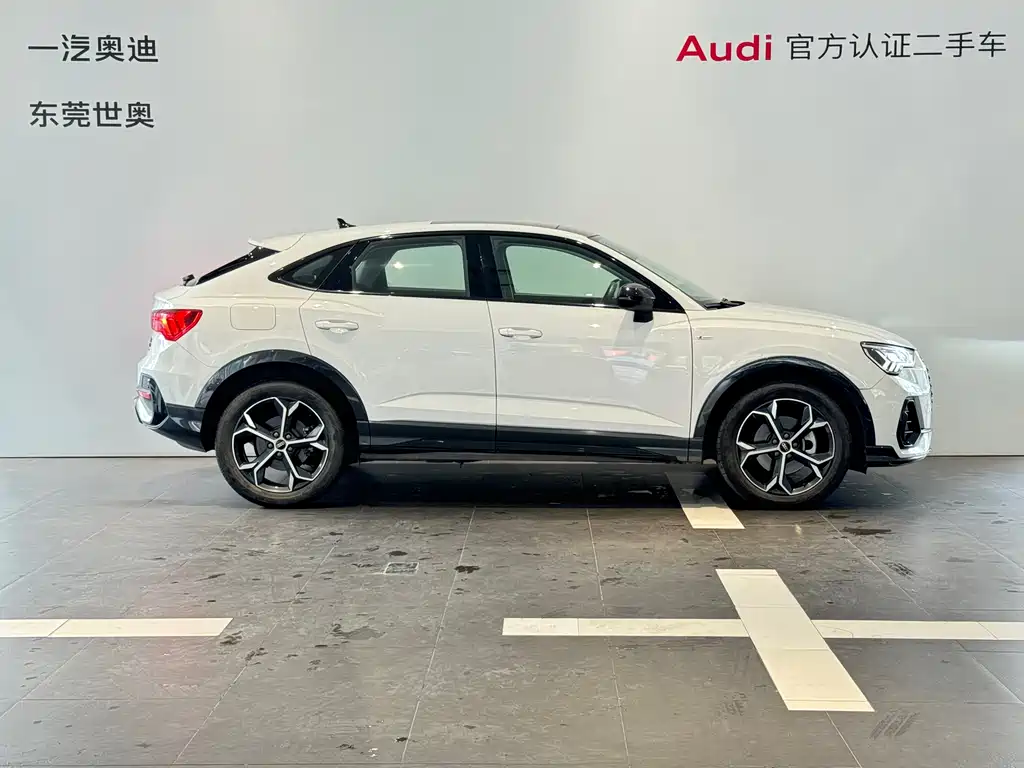 Audi Q3 Sportback 2023 45 TFSI quattro fashionable model купить на сайте DeffCars