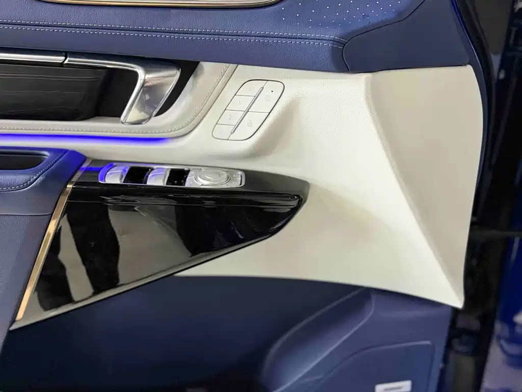 Century 2023 2.0T Six-seater Yuanshi Edition купить на сайте DeffCars