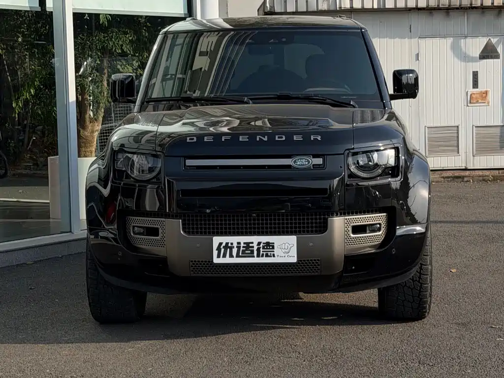 Land Rover Defender 2025 110 3.0T P400 X-Dynamic HSE купить на сайте DeffCars