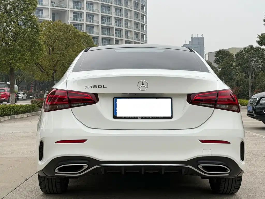 Mercedes-Benz A-Class 2022 A 180 L Sports Sedan купить на сайте DeffCars