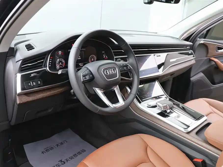 Audi Q7 2021 45 TFSI quattro S line sports купить на сайте DeffCars