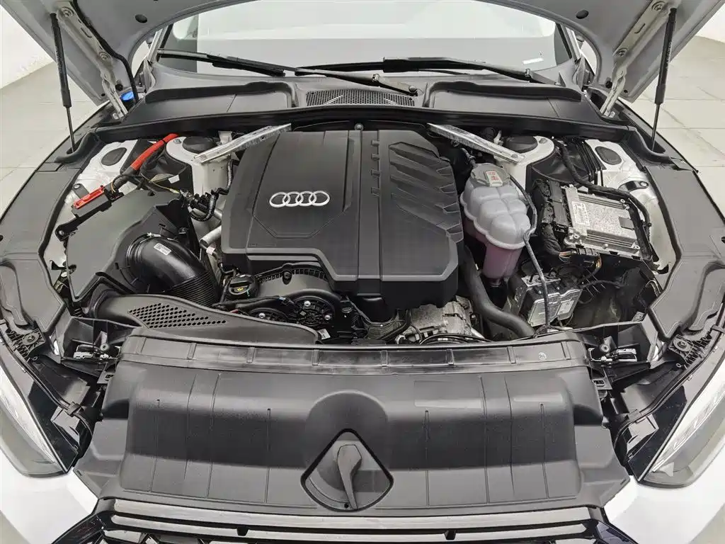 Audi A5 imported 2024 Sportback 40 TFSI quattro luxury and dynamic model купить на сайте DeffCars