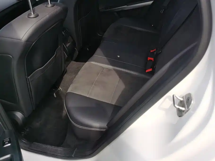 Mercedes GLK-Class 2015 GLK 260 4MATIC Dynamic Extreme Edition купить на сайте DeffCars