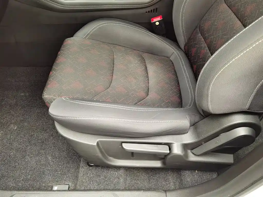 Jietu X70 2020 1.5T manual smooth version 5 seats купить на сайте DeffCars