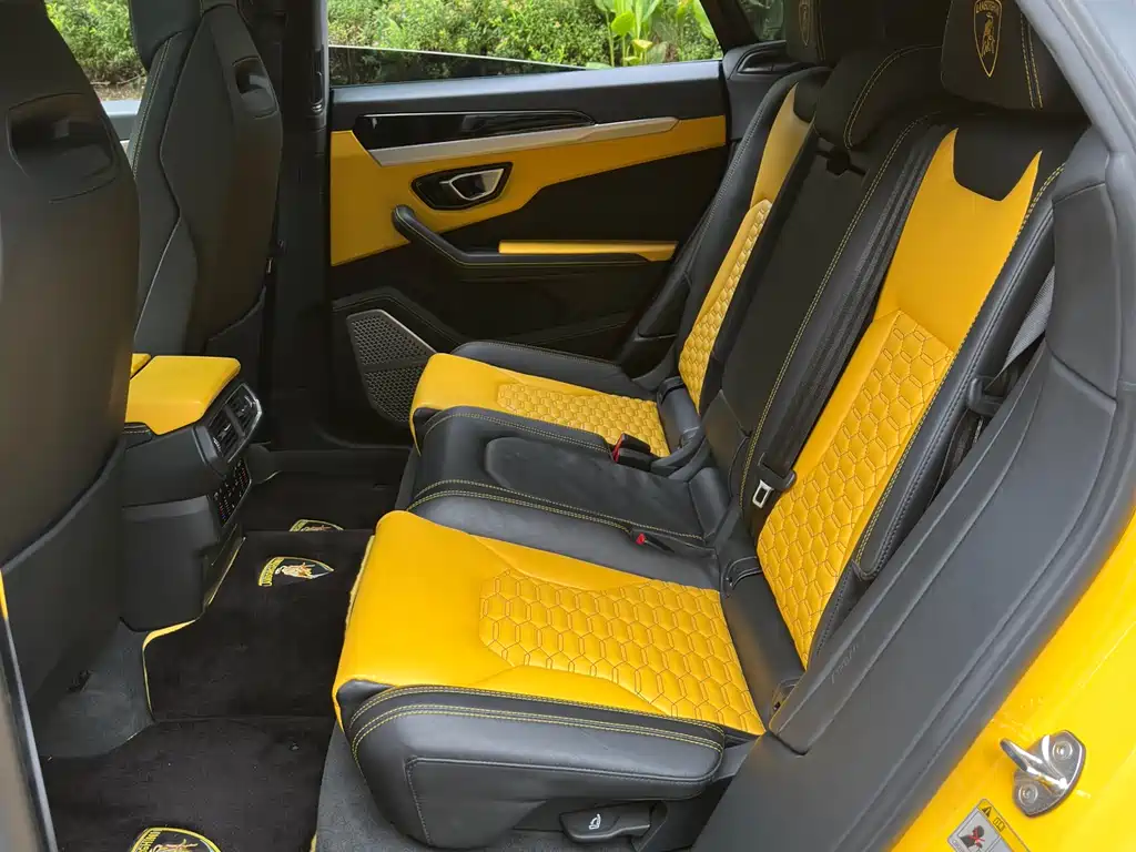 Urus 2018 4.0T V8 купить на сайте DeffCars