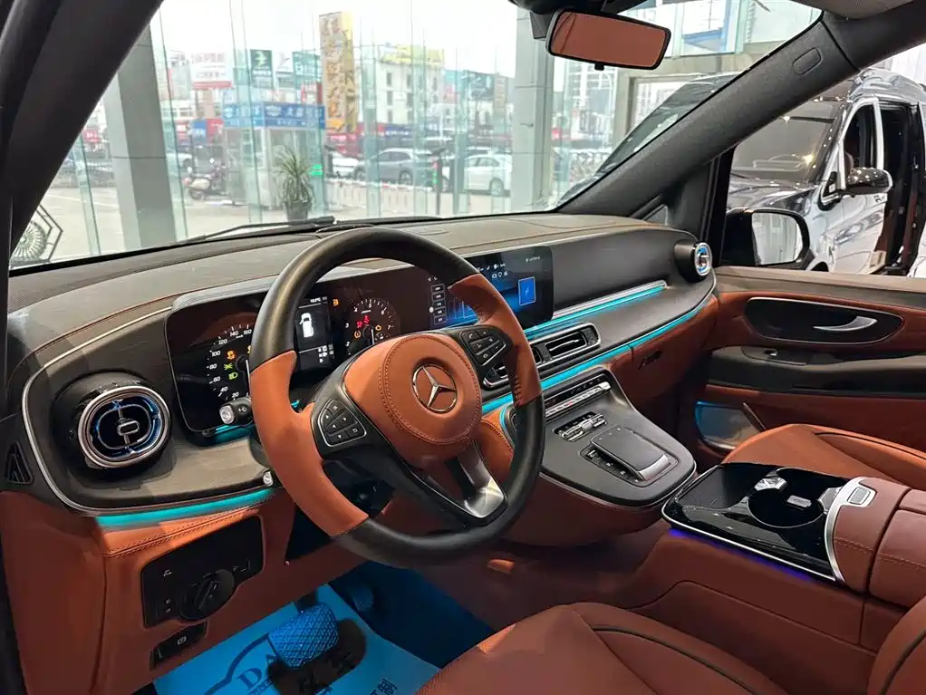 Vito 2018 2.0T Business Edition National VI купить на сайте DeffCars