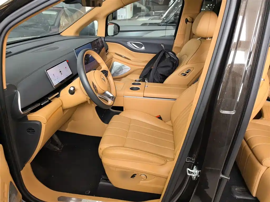 Lantu Dreamer 2025 PHEV four-wheel drive flagship Kunpeng version купить на сайте DeffCars