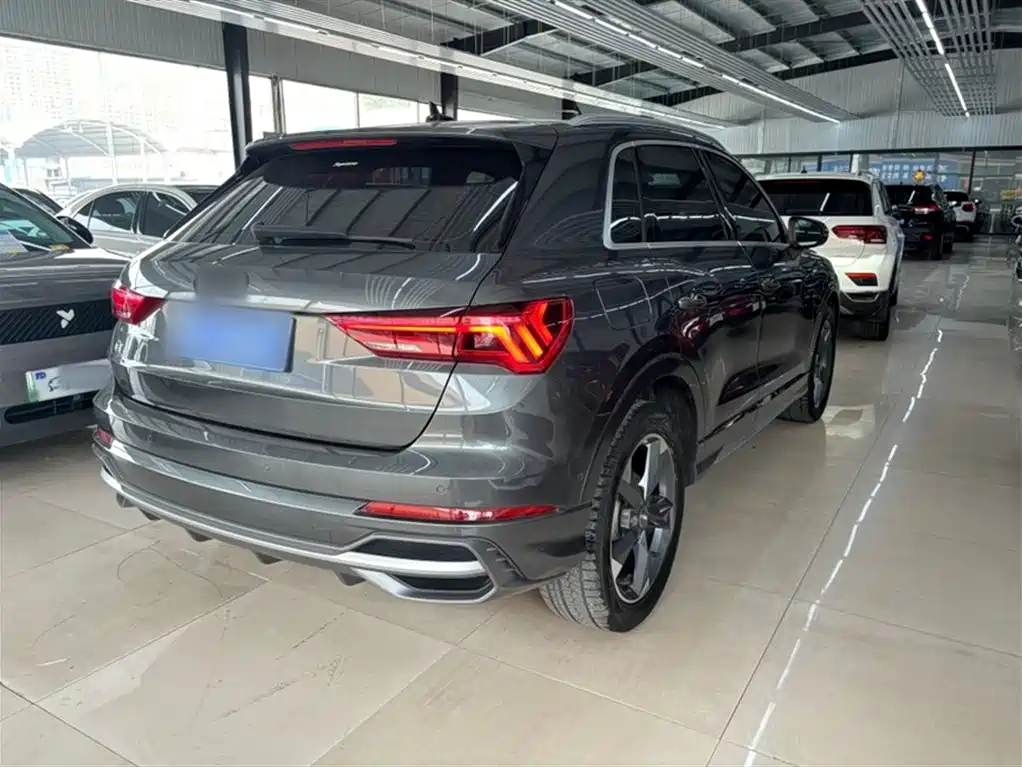 Audi Q3 2021 35 TFSI Fashionable and Dynamic купить на сайте DeffCars