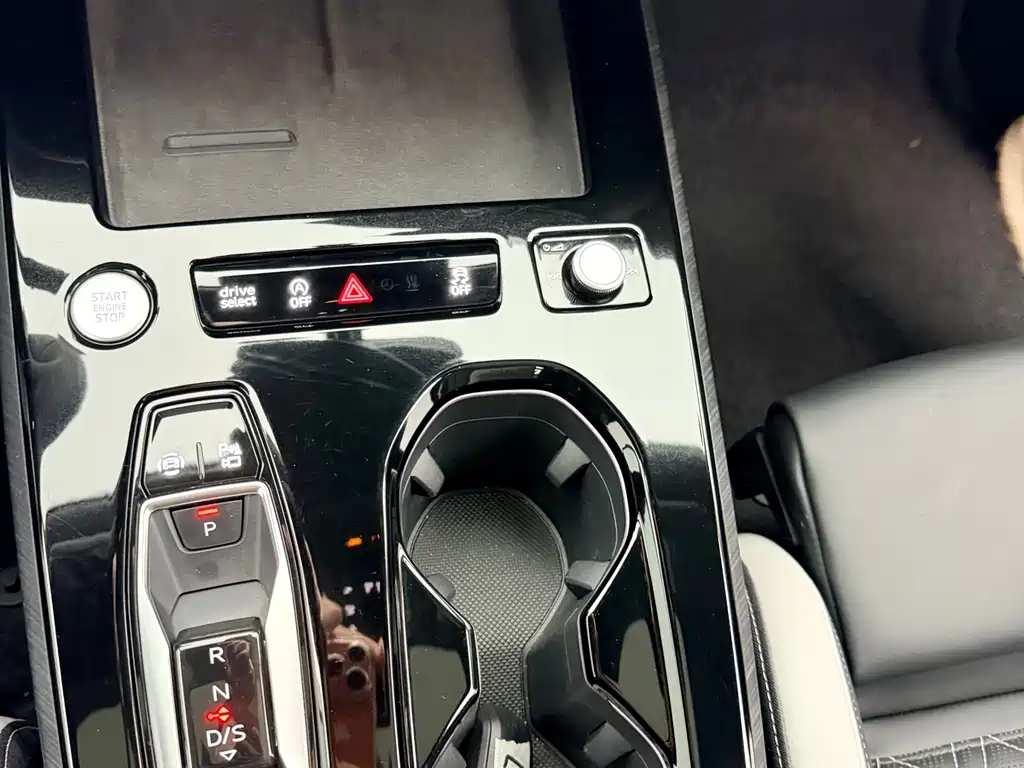 Audi A5L 2026 2.0T Sports Edition Plus купить на сайте DeffCars