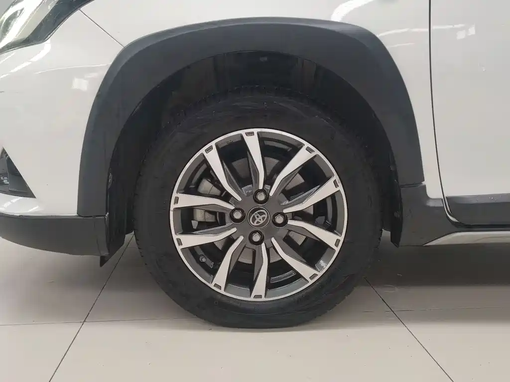 YARiS L Zhixuan 2021 Zhixuan X 1.5L CVT Deluxe Edition купить на сайте DeffCars