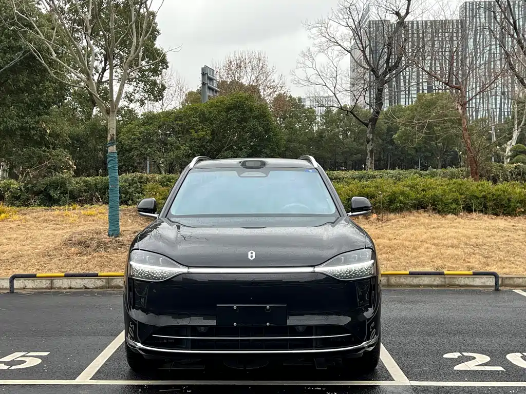 Wenjie M9 2025 extended range Ultra version 52kWh 6-seater version купить на сайте DeffCars