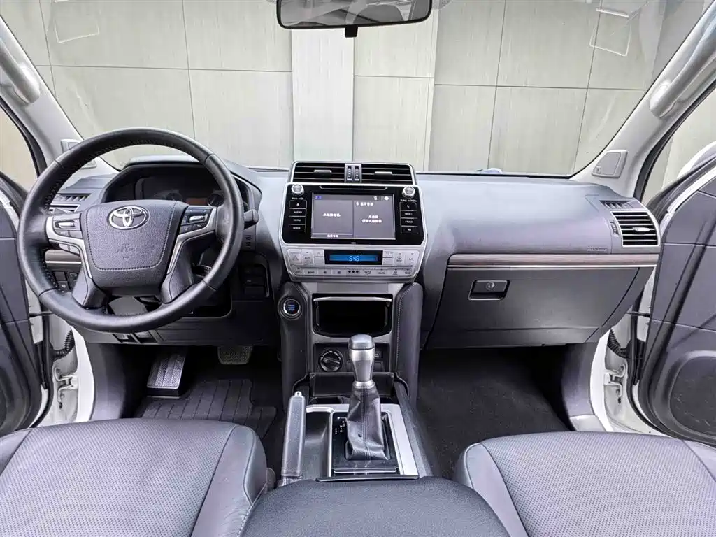 Prado 2019 3.5L automatic TX-L exclusive version with rear mounted spare tire купить на сайте DeffCars