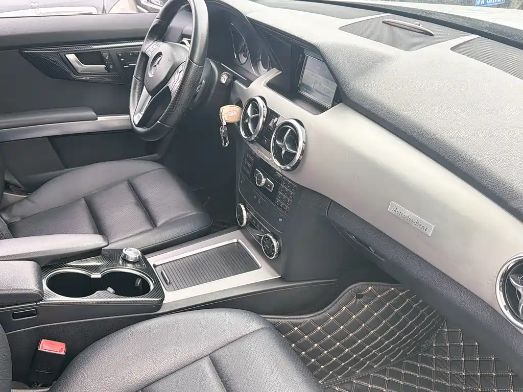 Mercedes-Benz GLK-Class 2013 GLK 300 4MATIC Fashion Model купить на сайте DeffCars