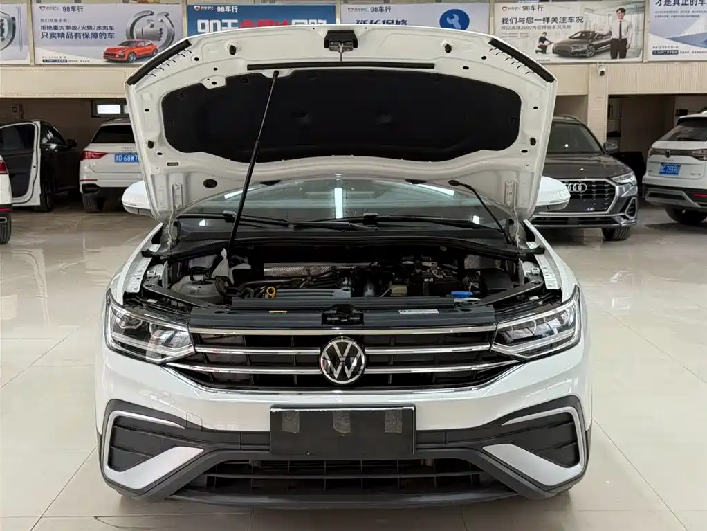 Tiguan L 2023 280TSI automatic two-wheel drive Chaochuang limited edition купить на сайте DeffCars