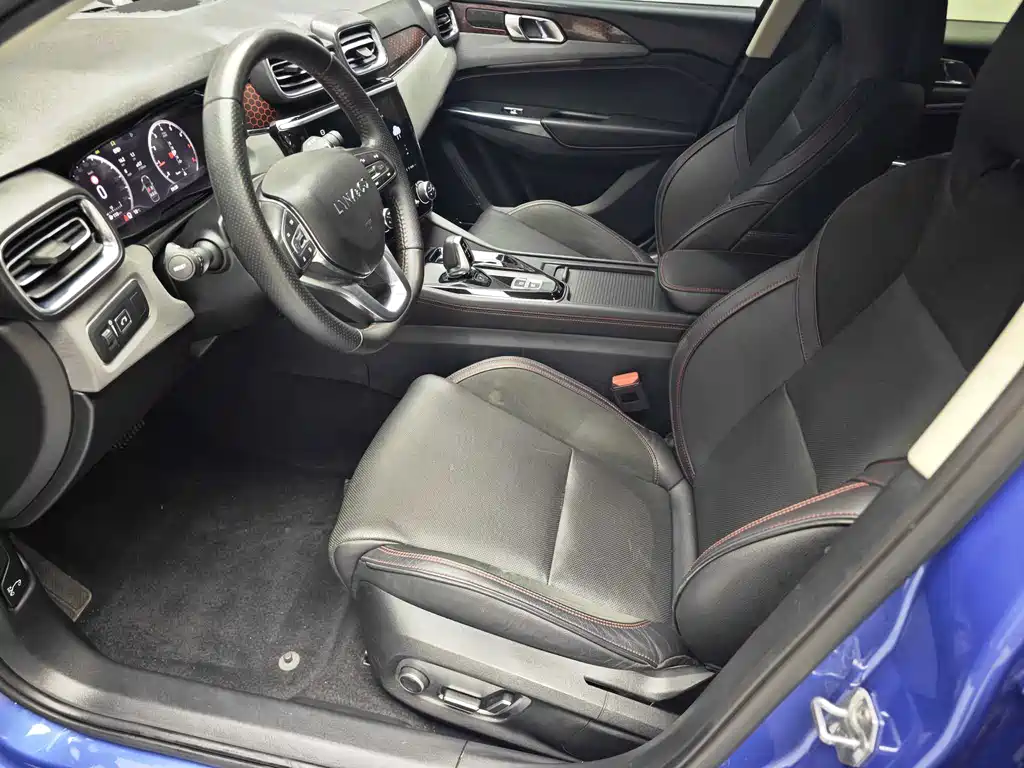 Lynk & Co 02 2019 High-Energy Edition 2.0T Automatic 2WD Pro Edition National VI купить на сайте DeffCars