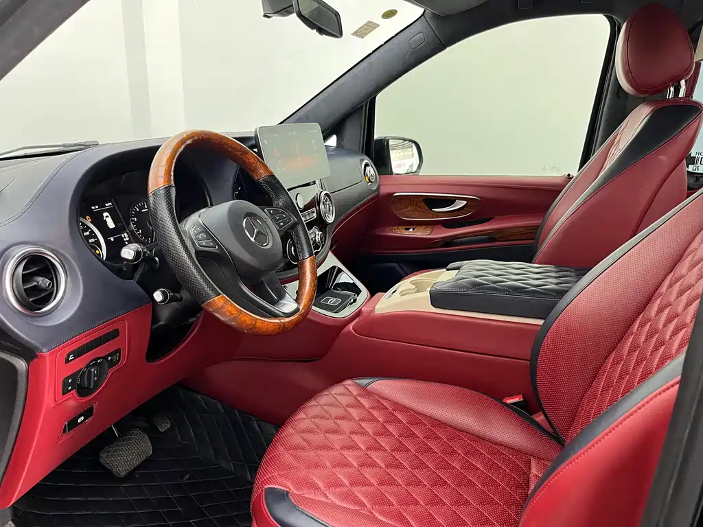 Vito 2018 2.0T Business Edition National V купить на сайте DeffCars