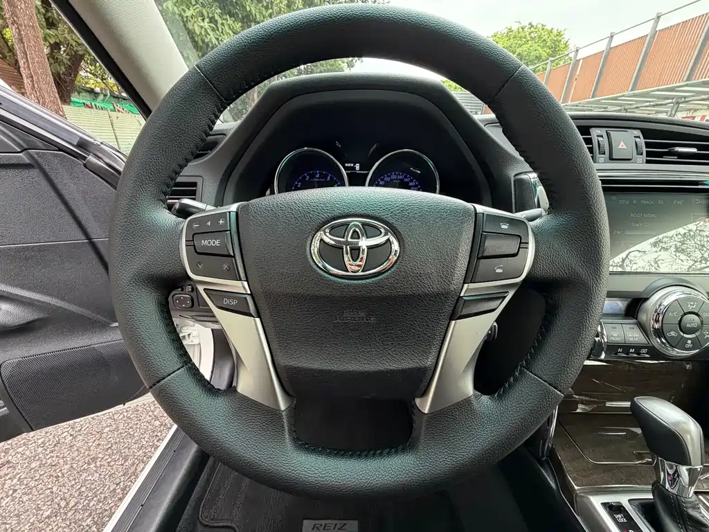 Ruizhi 2013 2.5V Sungrui Navigation Edition купить на сайте DeffCars
