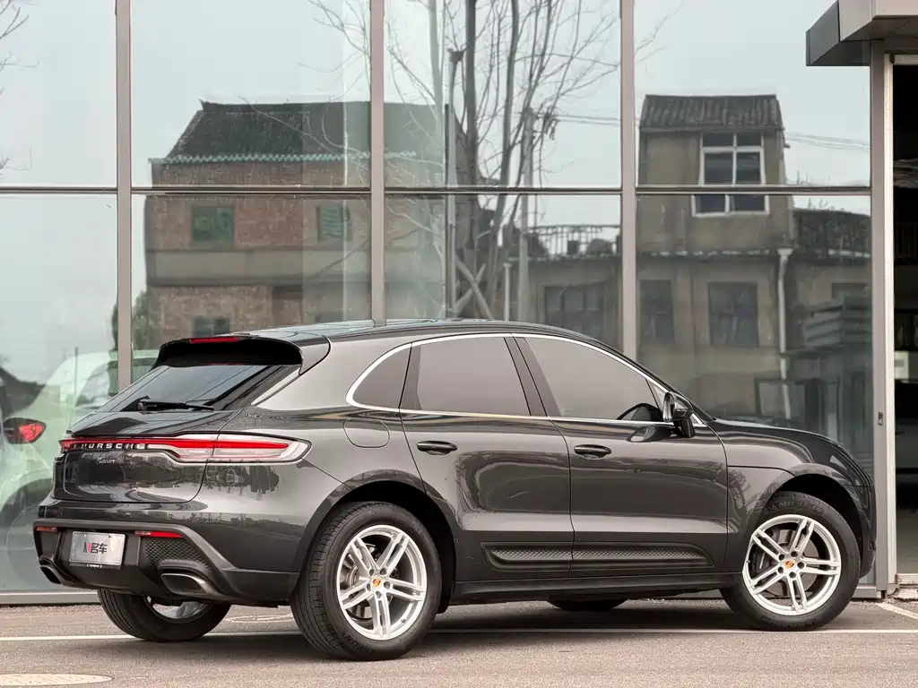 Macan 2024 Macan 2.0T купить на сайте DeffCars