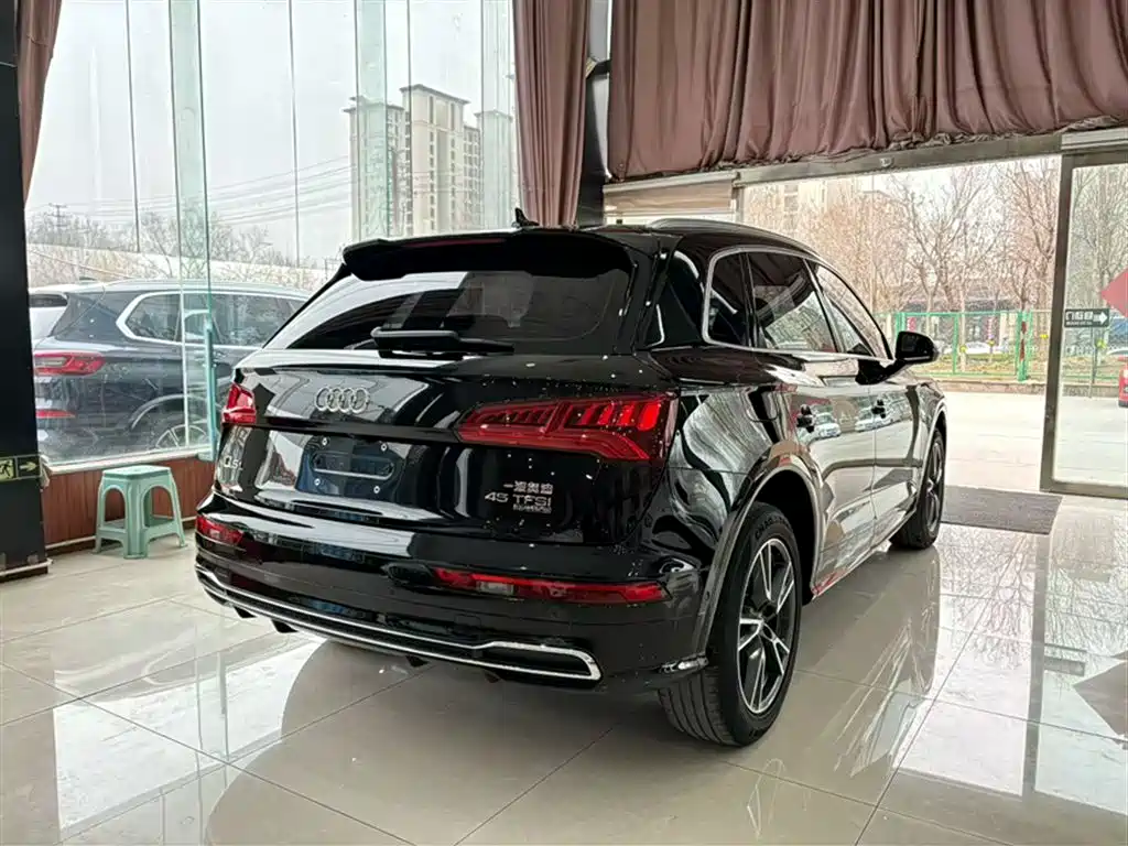 Audi Q5L 2020 45 TFSI exclusive and fashionable model купить на сайте DeffCars