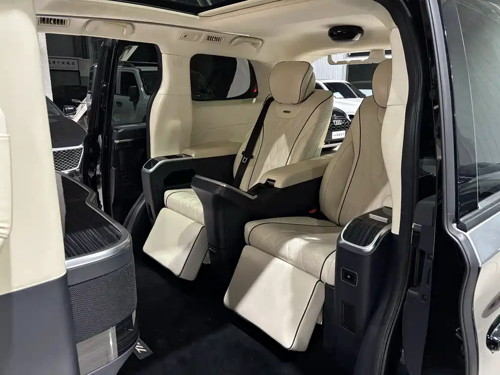 Trumpchi M8 2021 Master Series 390T Four-Seater Honor Edition купить на сайте DeffCars