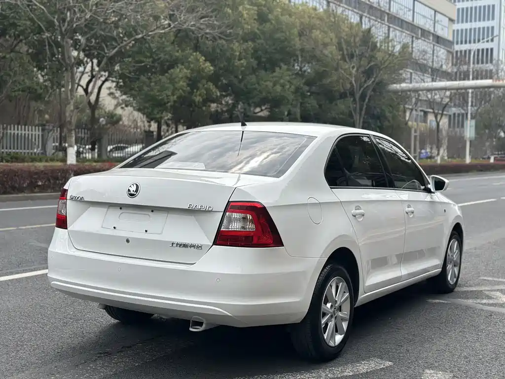 Xinrui 2016 1.6L automatic version купить на сайте DeffCars