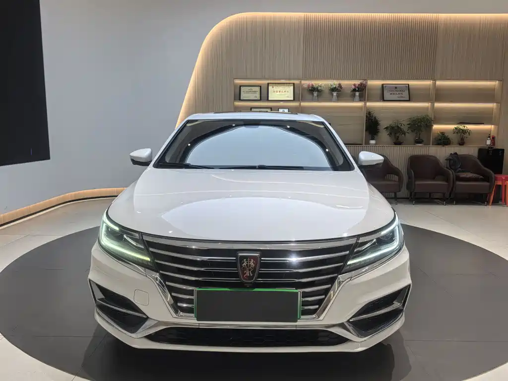 Roewe i6 New Energy 2019 PLUS 50T Internet Honor Smart Edition купить на сайте DeffCars