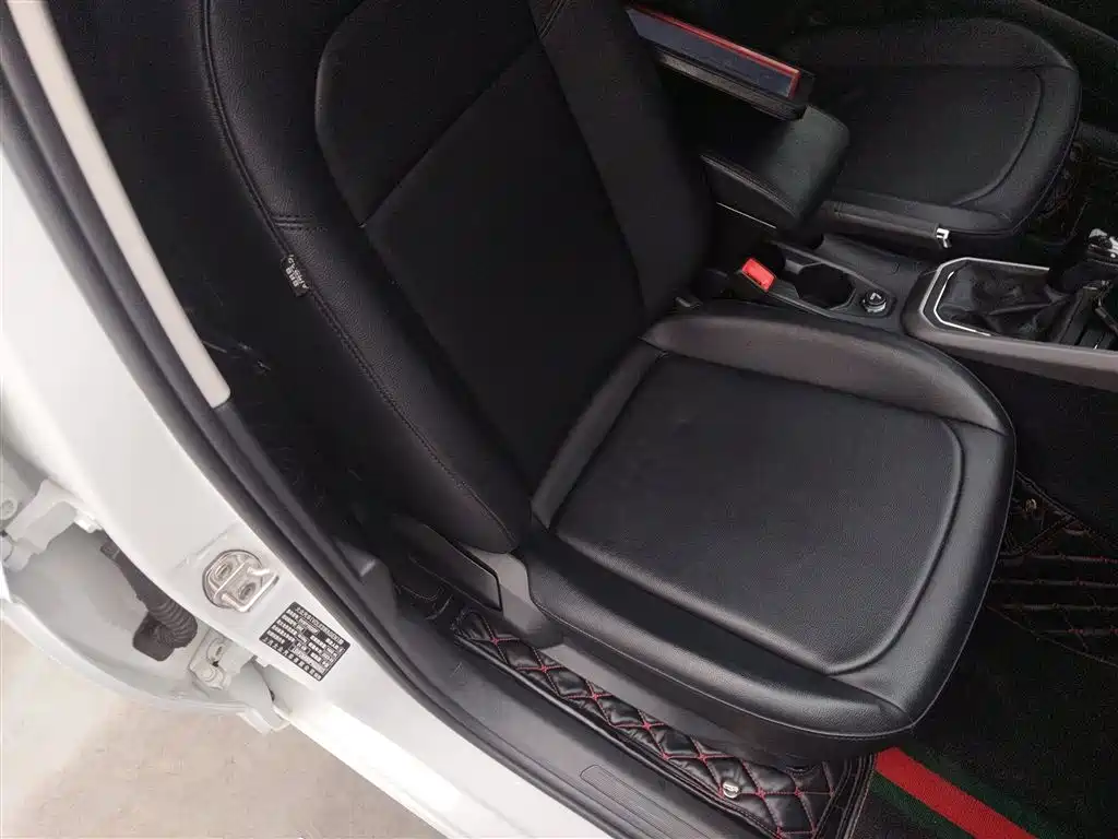 Polo 2023 facelift Plus 1.5L automatic indulgence version купить на сайте DeffCars