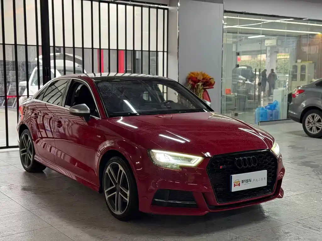 Audi A3 2017 Limousine 35 TFSI Sports купить на сайте DeffCars