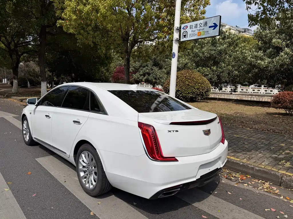 Cadillac XTS 2018 28T Technology купить на сайте DeffCars