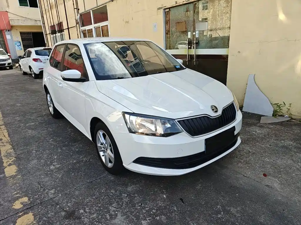 Fabia 2017 1.4L Automotive Edition купить на сайте DeffCars